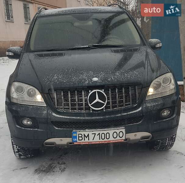 Mercedes-benz M-class (2005)