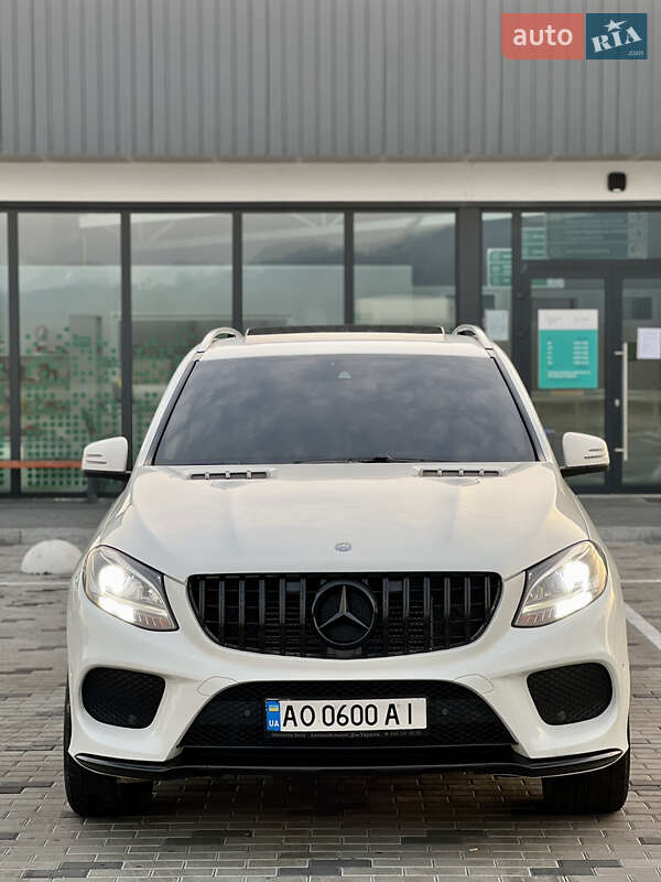 Mercedes-benz M-class (2012)