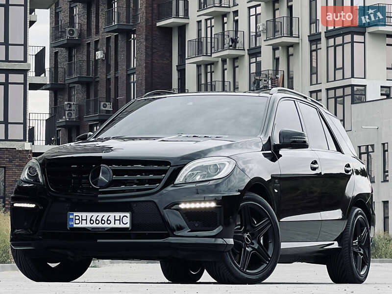 Mercedes-benz M-class (2015)