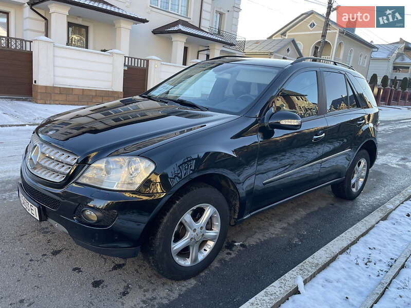 Mercedes-benz M-class (2006)