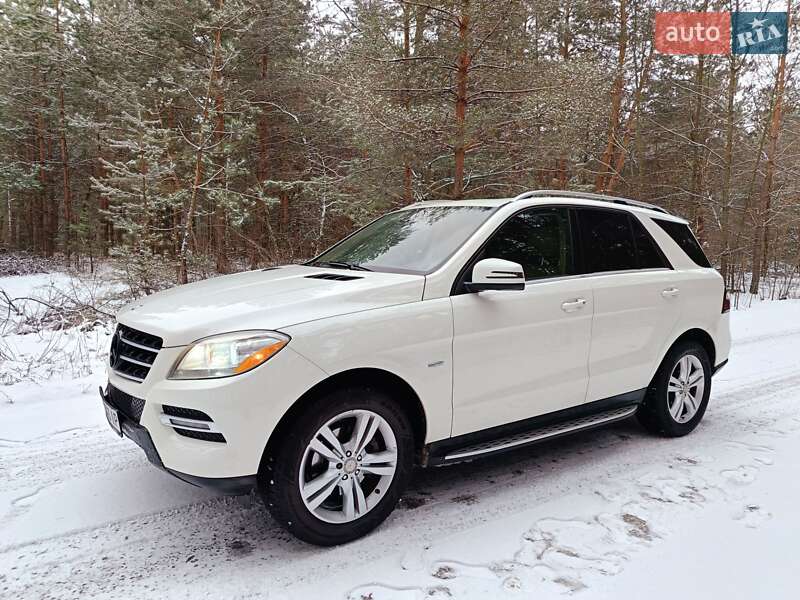 Mercedes-benz M-class (2011)
