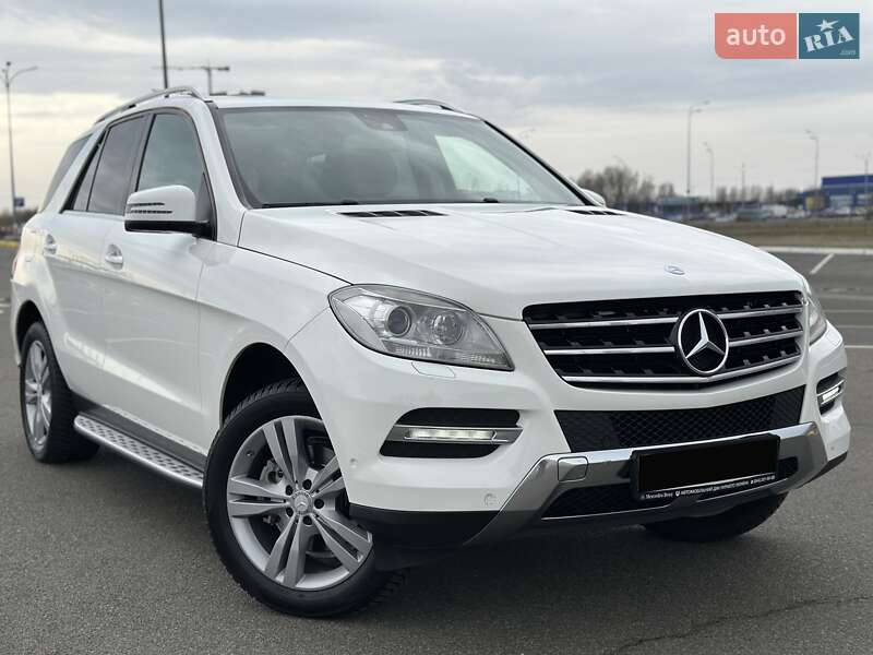 Mercedes-benz M-class (2015)