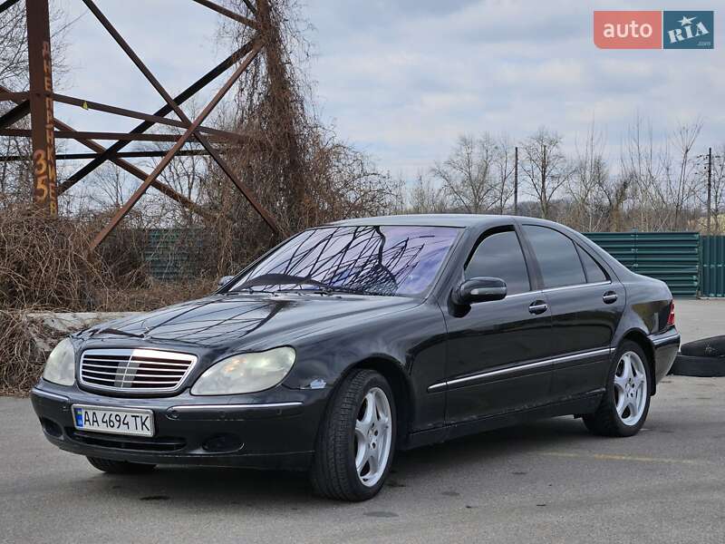 Mercedes-benz S-class (2001)