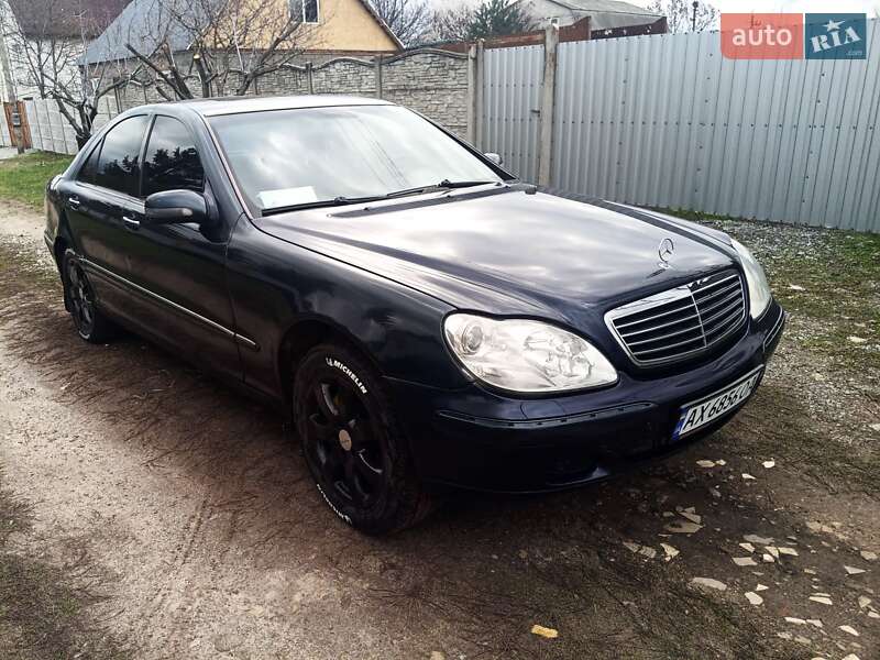 Mercedes-benz S-class (2001)