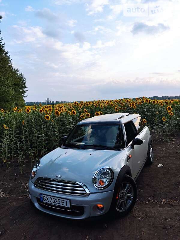 Mini Clubman (2012)