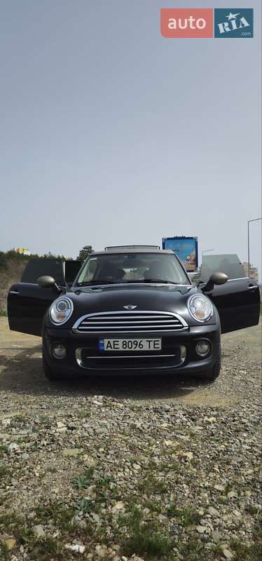 Mini Clubman (2013)