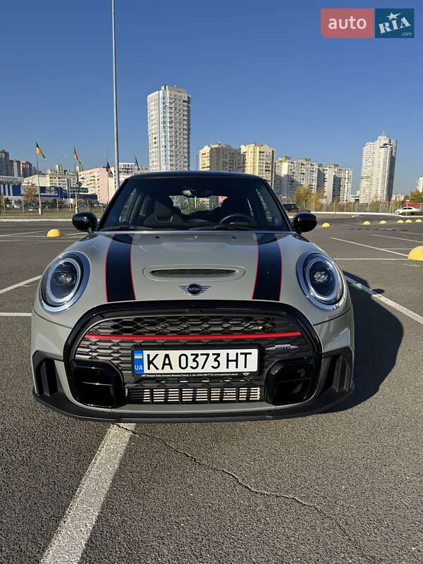 Mini Cooper (2022)