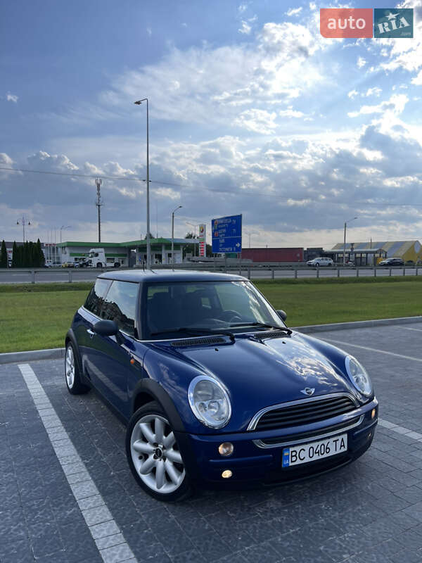 Mini Cooper (2002)