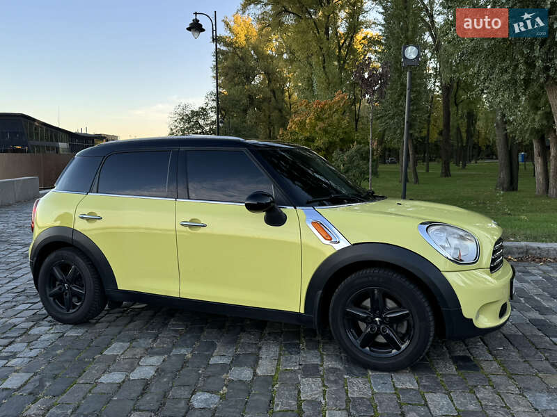 Mini Cooper (2012)