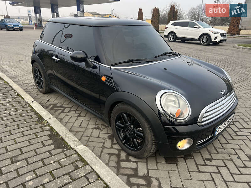 Mini Coupe (2012)