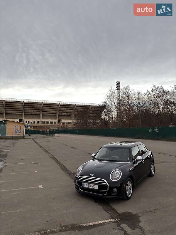 Mini Coupe (2014)