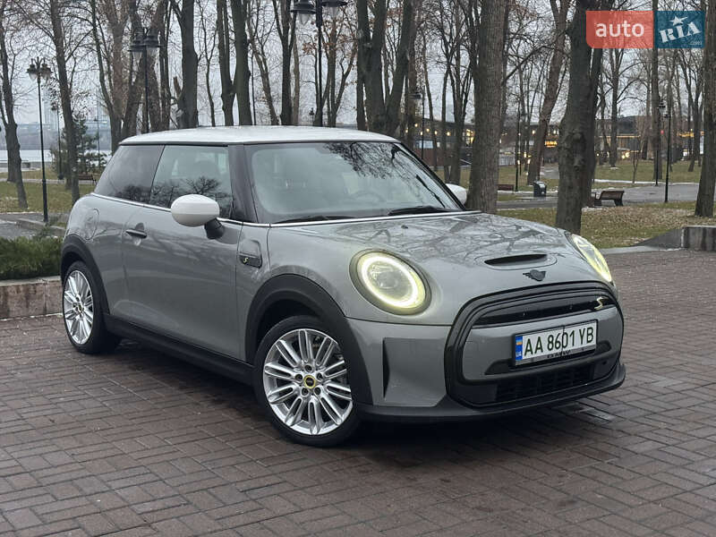 Mini Cooper se (2021)