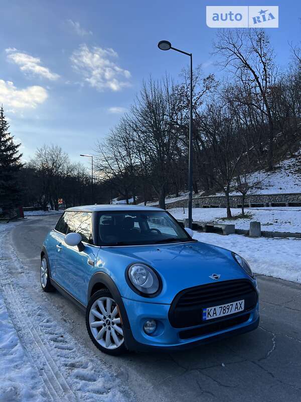 Mini Cooper (2014)