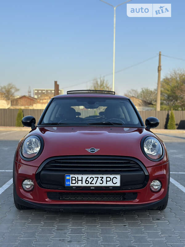Mini Cooper (2014)