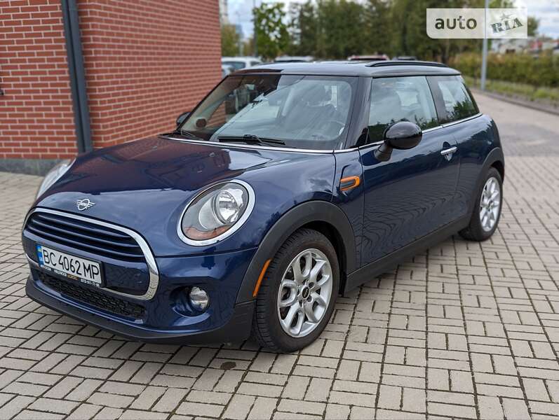 Mini Hatch (2014)