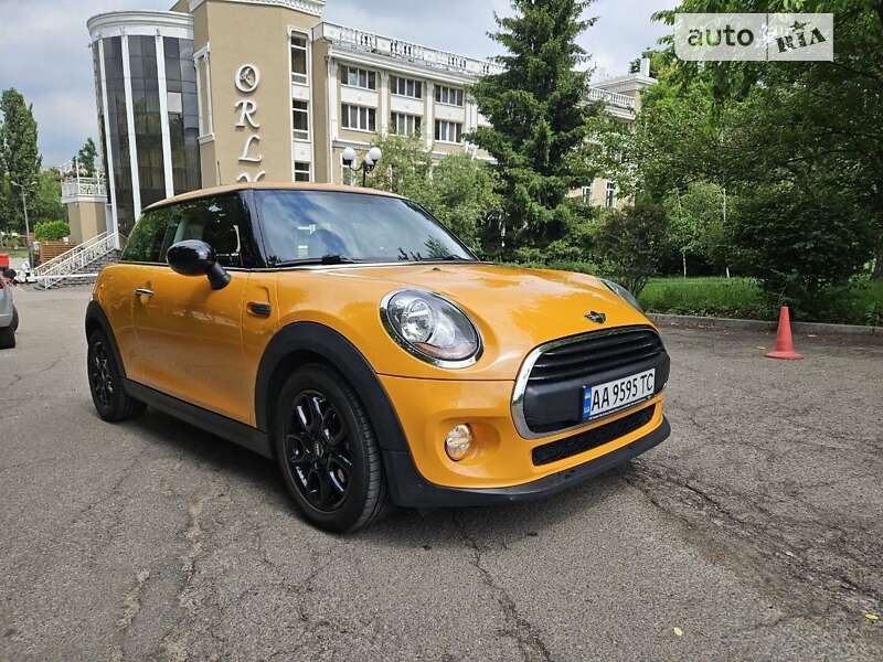 Mini One (2015)
