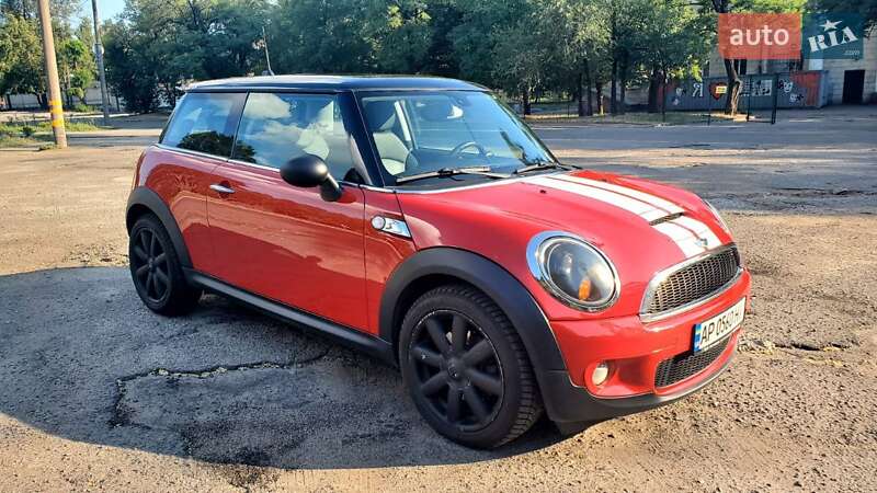 Mini Cooper (2008)