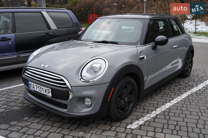 Mini Hatch (2015)