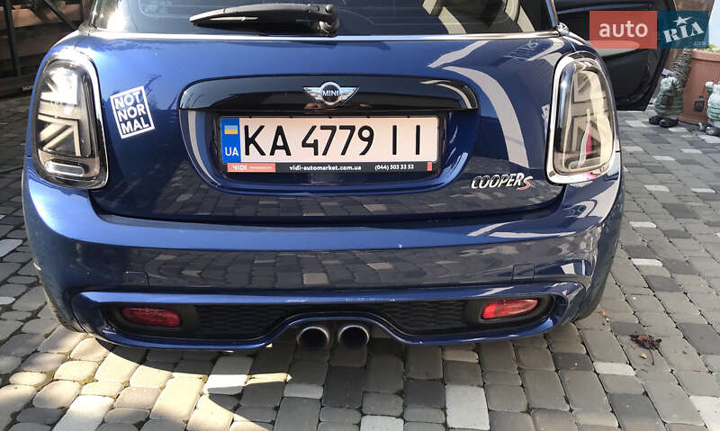 Mini Hatch (2014)