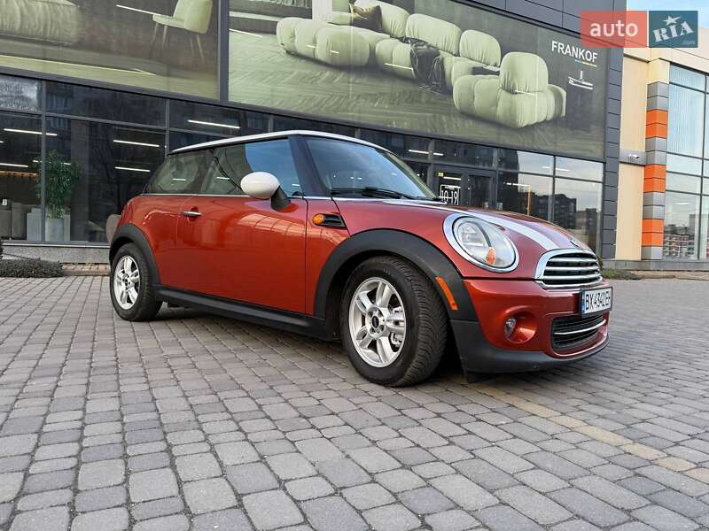 Mini Hatch (2012)