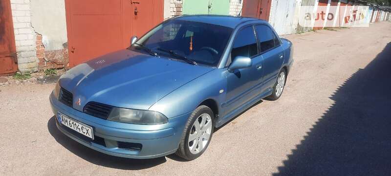 Mitsubishi Carisma (2003)