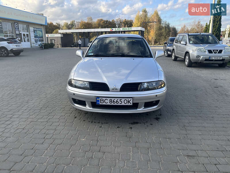 Mitsubishi Carisma (2003)