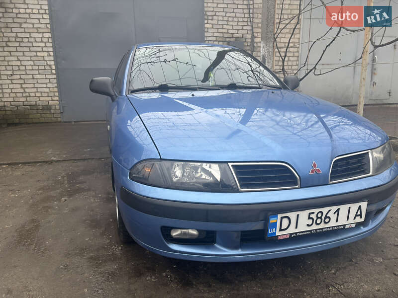 Mitsubishi Carisma (2001)