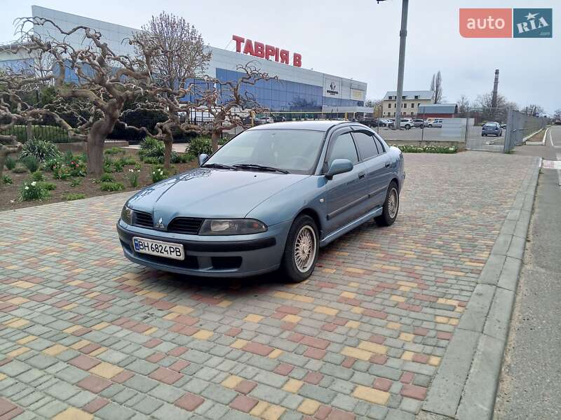 Mitsubishi Carisma (2003)