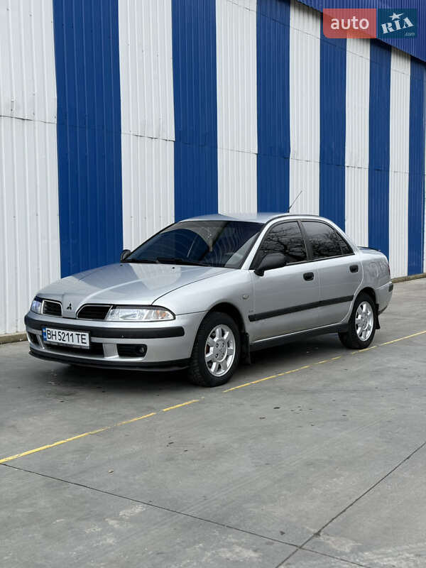 Mitsubishi Carisma (1999)