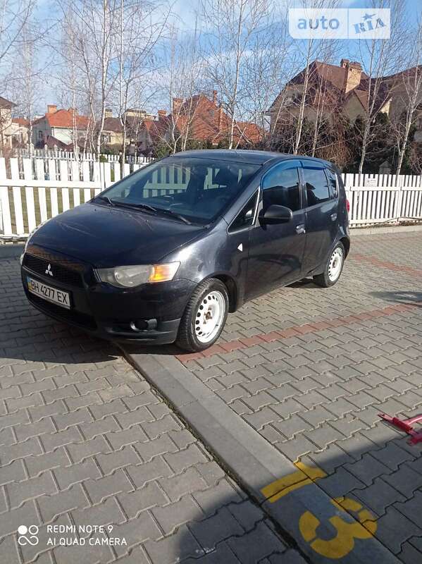Mitsubishi Colt (2008)