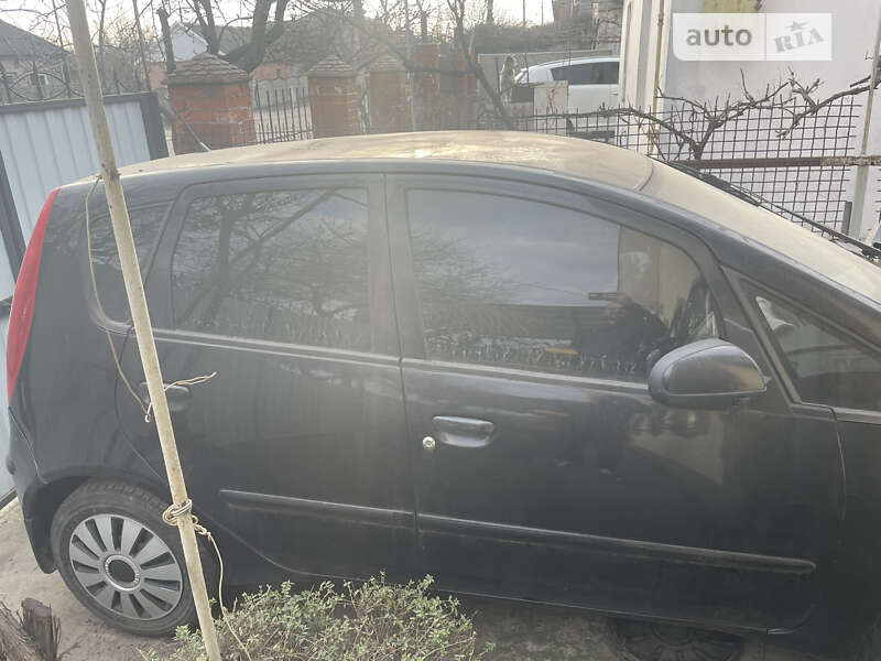 Mitsubishi Colt (2006)