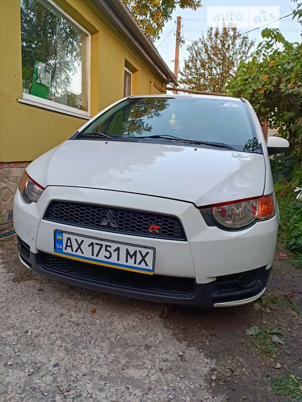 Mitsubishi Colt (2011)