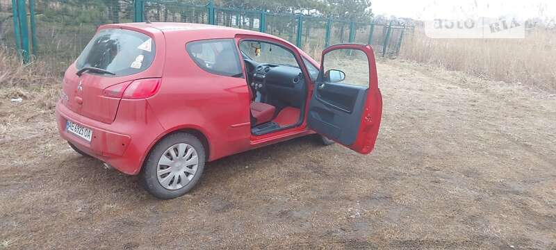 Mitsubishi Colt (2006)