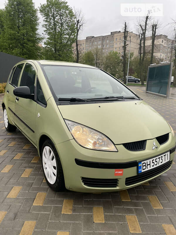 Mitsubishi Colt (2005)