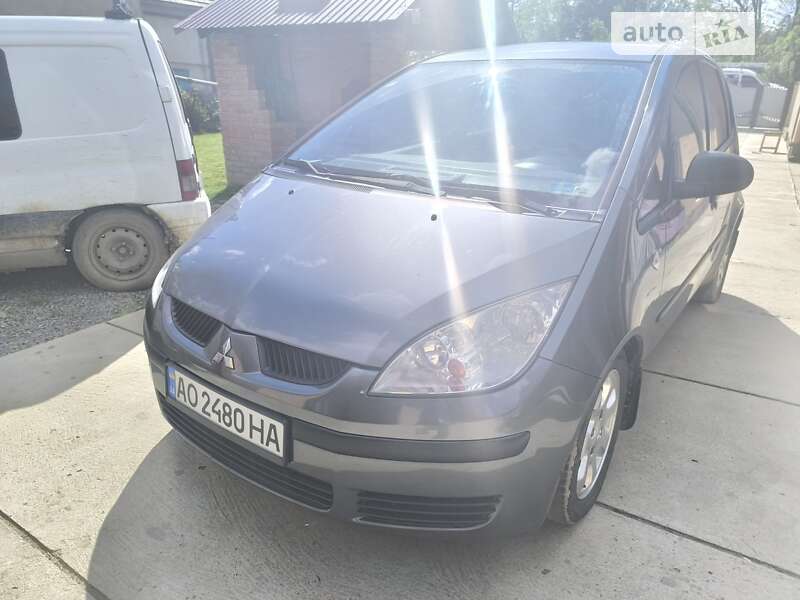 Mitsubishi Colt (2006)
