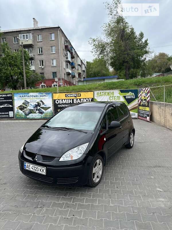 Mitsubishi Colt (2005)