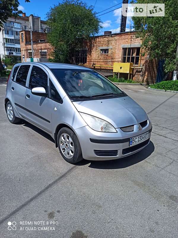 Mitsubishi Colt (2006)