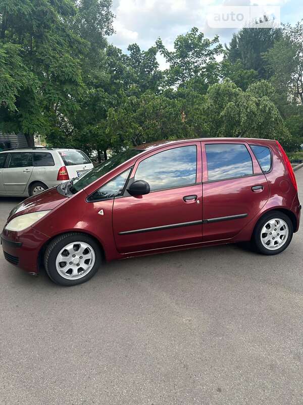Mitsubishi Colt (2006)