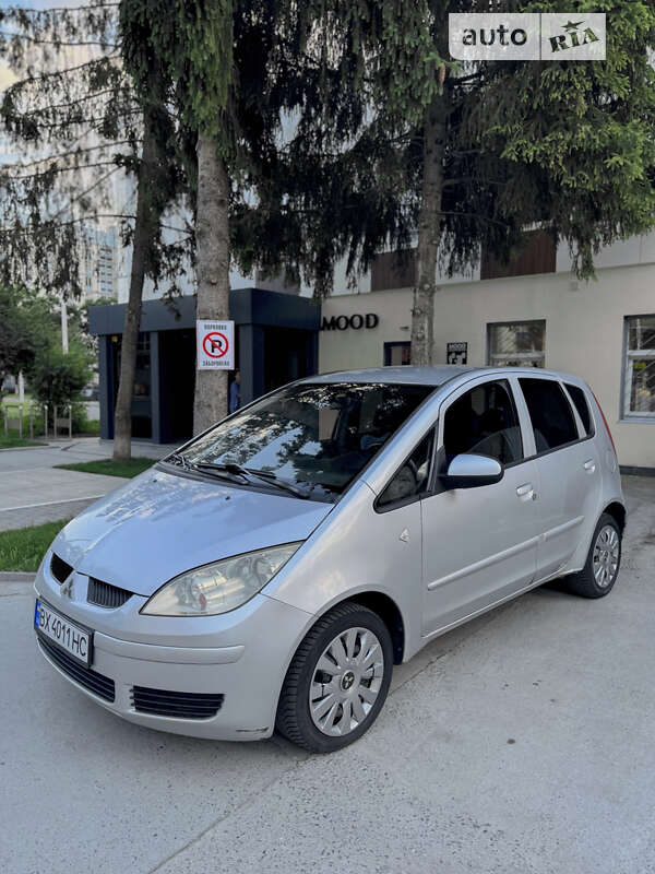Mitsubishi Colt (2007)