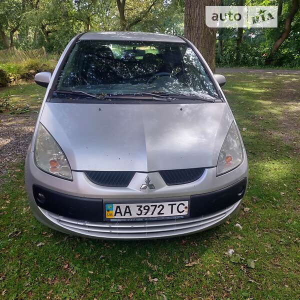 Mitsubishi Colt (2007)