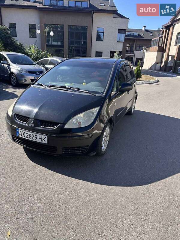 Mitsubishi Colt (2005)