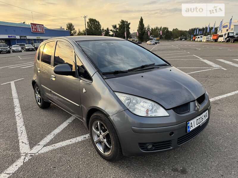 Mitsubishi Colt (2006)