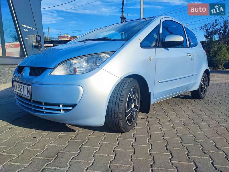 Mitsubishi Colt (2008)