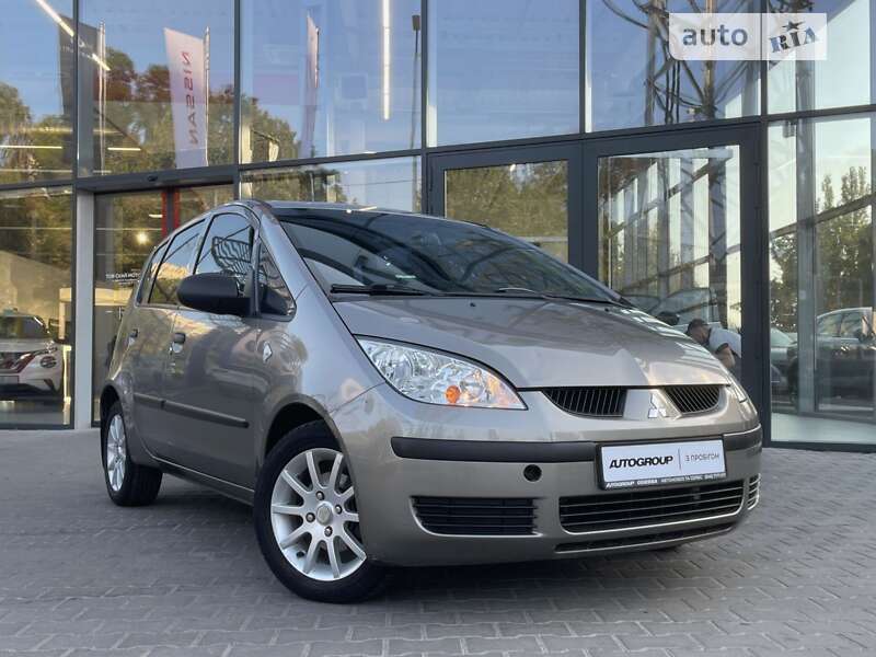Mitsubishi Colt (2008)