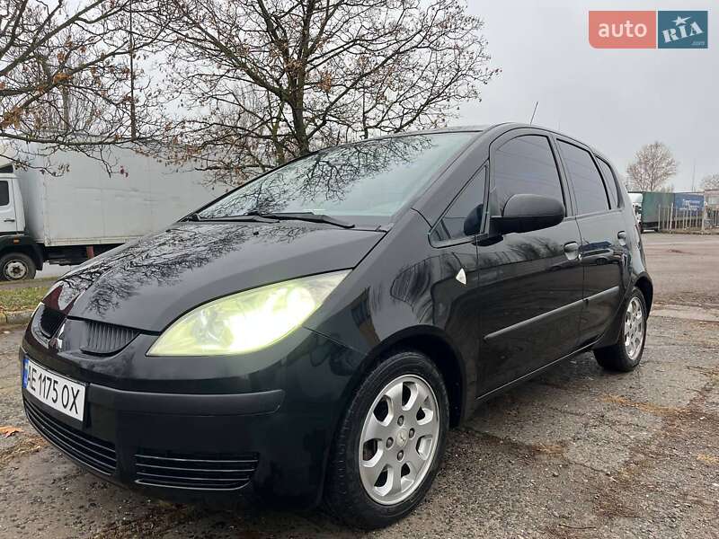 Mitsubishi Colt (2006)