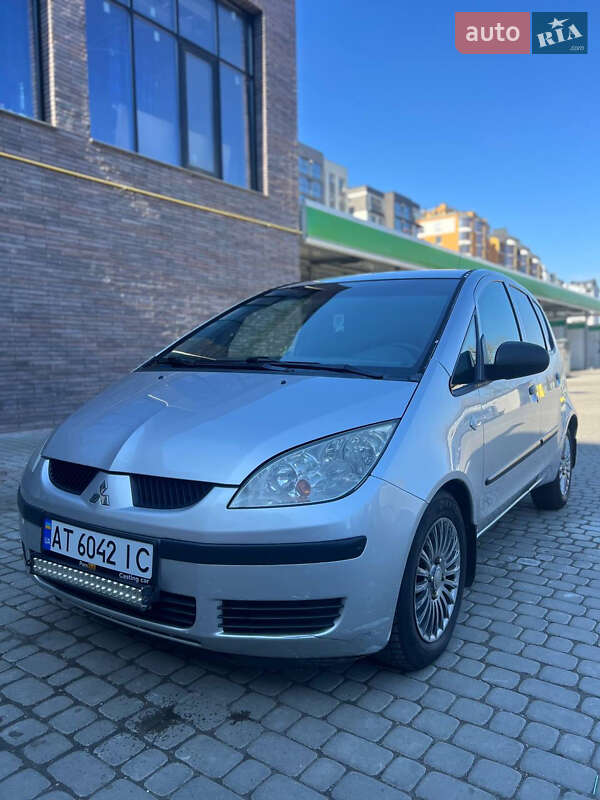Mitsubishi Colt (2006)