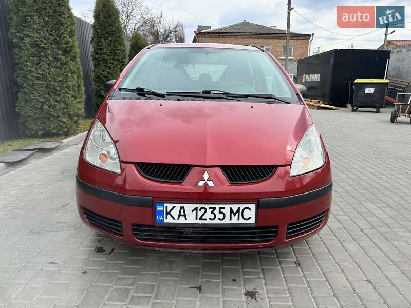 Mitsubishi Colt (2008)