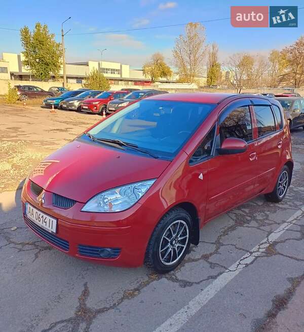 Mitsubishi Colt (2008)
