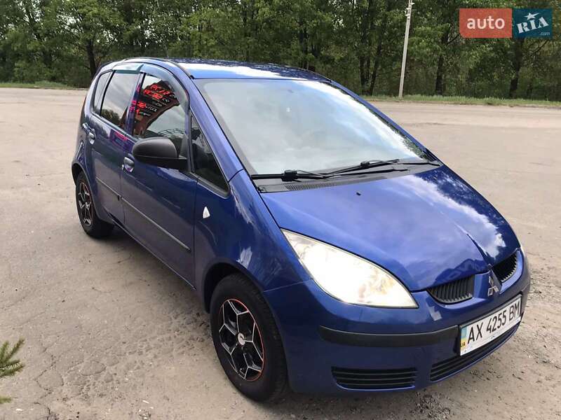 Mitsubishi Colt (2008)