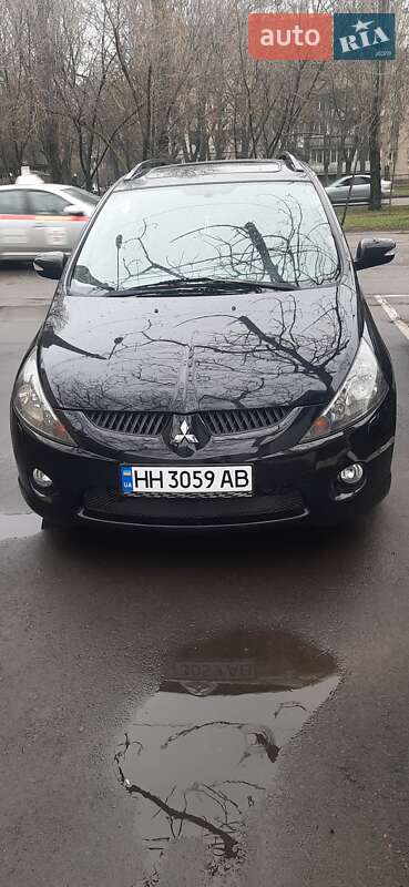 Mitsubishi Grandis (2007)